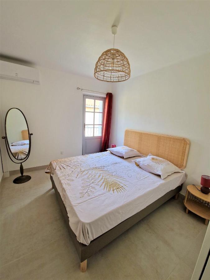 ארל Jolie Petite Maison De Ville Dans Le Centre Ancien מראה חיצוני תמונה